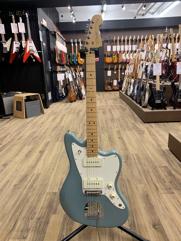 Fender USA American Professional Jazzmaster Maple SNGの画像